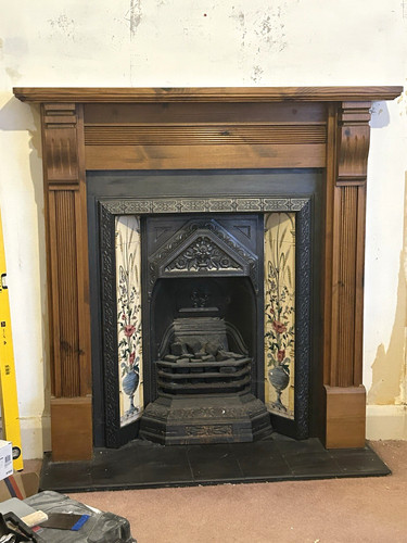 Victorian style cast iron gas